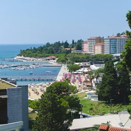 Apartment Monte Carlo *